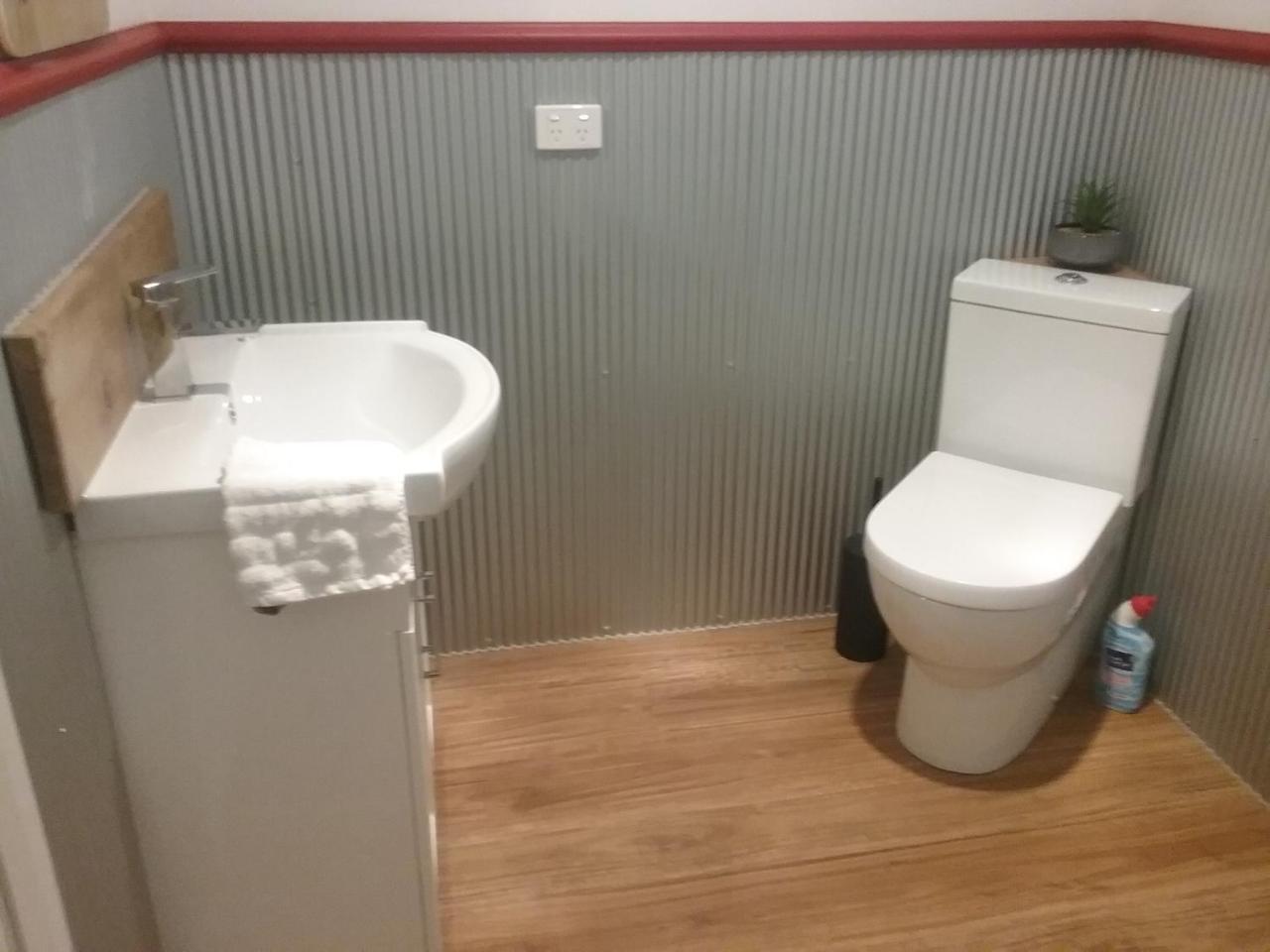 Tullah Tavern Екстериор снимка